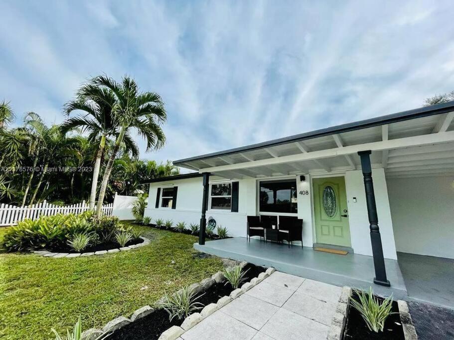 フォート・ローダーデール Tropical Oasis House Private Pool Family Yardヴィラ エクステリア 写真