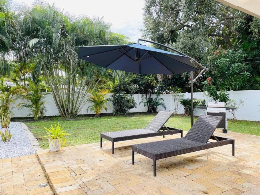 フォート・ローダーデール Tropical Oasis House Private Pool Family Yardヴィラ エクステリア 写真