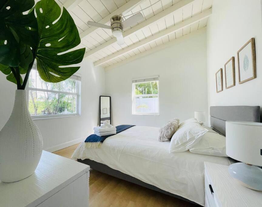 フォート・ローダーデール Tropical Oasis House Private Pool Family Yardヴィラ エクステリア 写真